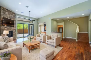 Photo #6: 6911206 Listing 