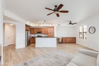 Photo #3: 6911519 Listing