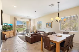 Photo #6: 6911535 Listing 