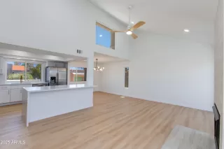 Photo #3: 6911588 Listing 