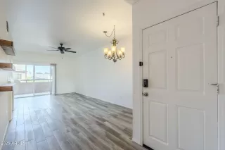 Photo #6: 6911593 Listing 