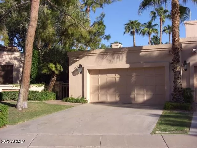 MLS: 6911713 Condo For Sale