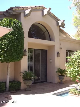 Photo #6: 6911713 Listing 