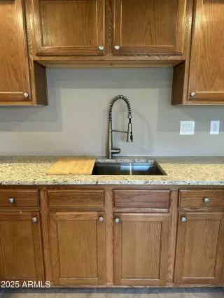 Photo #4: 6911794 Listing 