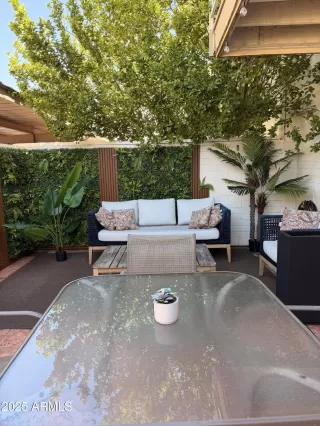 Photo #2: 6912008 Listing 