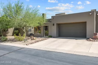 Photo #1: 6912147 Listing