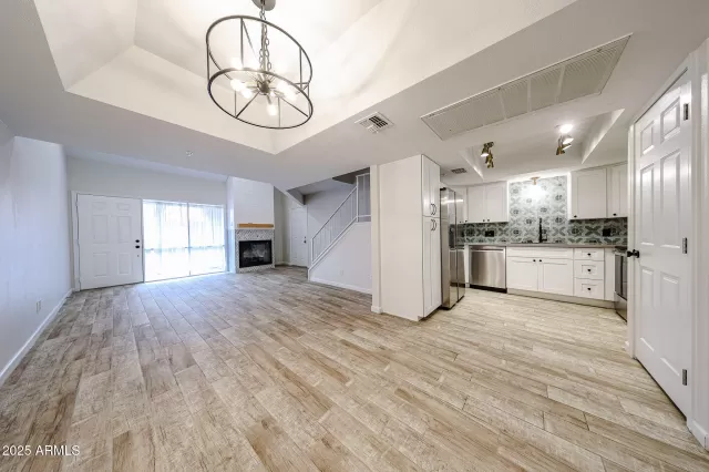 MLS: 6912193 Condo For Sale