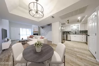 Photo #1: 6912193 Listing