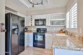 Photo #2: 6912393 Listing 