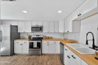 Photo #5: 6912472 Listing 