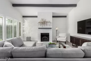 Photo #3: 6912521 Listing 