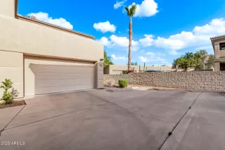 Photo #1: 6912595 Listing