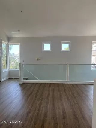 Photo #3: 6912654 Listing
