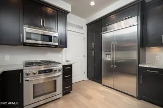 Photo #2: 6912917 Listing 