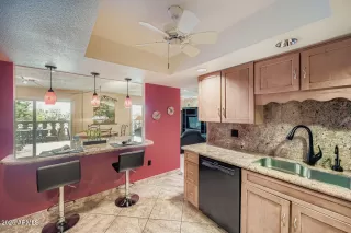 Photo #4: 6913065 Listing