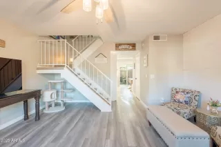 Photo #6: 6913082 Listing 