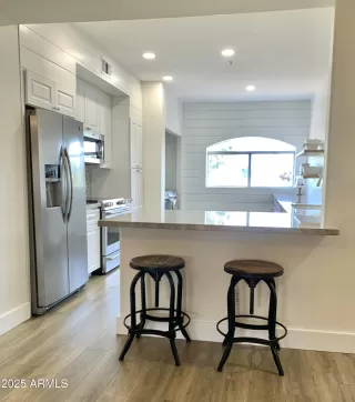 Photo #1: 6913115 Listing 