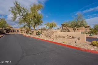 Photo #4: 6913390 Listing 