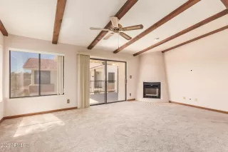 Photo #2: 6913412 Listing 