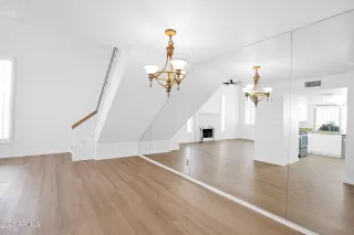 Photo #2: 6913616 Listing 