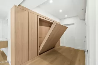 Photo #3: 6913627 Listing 