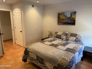 Photo #4: 6913927 Listing