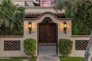 More Details about MLS # 6914079 : 6701 N SCOTTSDALE ROAD#30