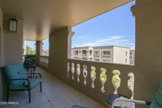 Photo #2: 6914148 Listing