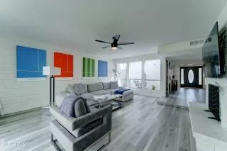 Photo #2: 6914160 Listing