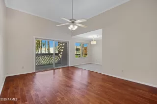 Photo #3: 6914179 Listing