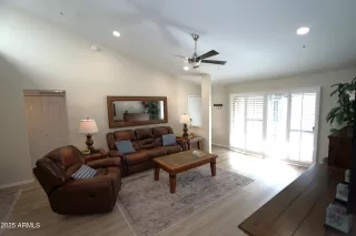Photo #1: 6914214 Listing