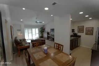 Photo #3: 6914214 Listing