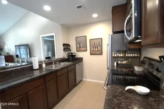 Photo #6: 6914214 Listing