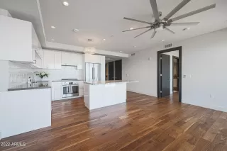 Photo #1: 6914266 Listing 