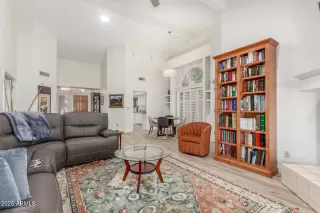 Photo #6: 6914313 Listing