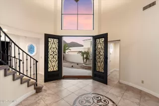 Photo #5: 6914481 Listing