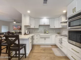 Photo #3: 6914513 Listing 