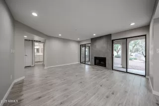 Photo #2: 6914528 Listing