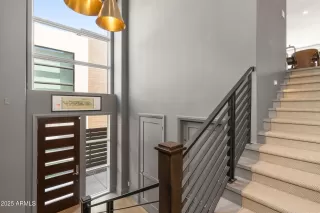 Photo #5: 6914544 Listing