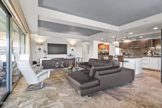 Photo #1: 6914583 Listing