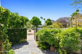 Photo #2: 6914586 Listing