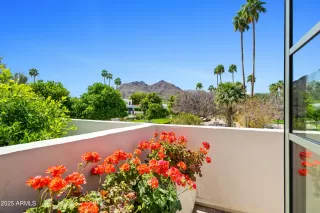 Photo #3: 6914586 Listing