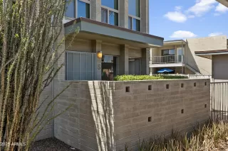 Photo #1: 6914622 Listing