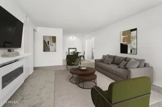 Photo #3: 6914622 Listing