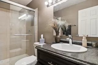 Photo #4: 6914689 Listing 