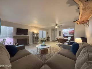 Photo #5: 6914759 Listing 