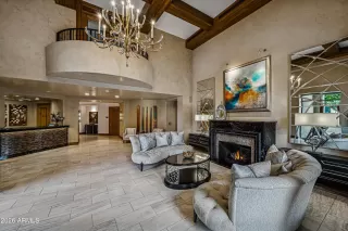 Photo #5: 6914927 Listing 