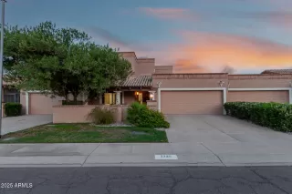 Photo #1: 6915027 Listing