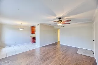 Photo #3: 6915108 Listing 