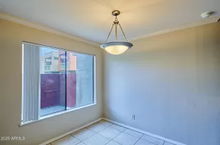 Photo #5: 6915108 Listing 